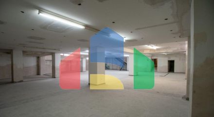 Продаж - Комерційна нерухомість 815 m² в Салоніках Продаж - Комерційна нерухомість 815 m² в Салоніках