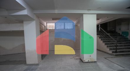 Продаж - Комерційна нерухомість 815 m² в Салоніках Продаж - Комерційна нерухомість 815 m² в Салоніках