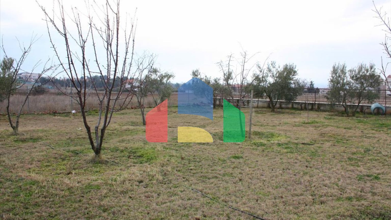 Продаж - Котедж 270 m² в Салоніках