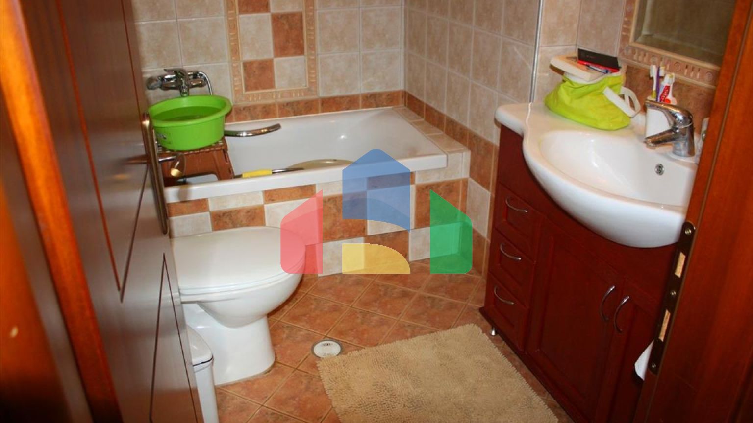 Продаж - Котедж 270 m² в Салоніках