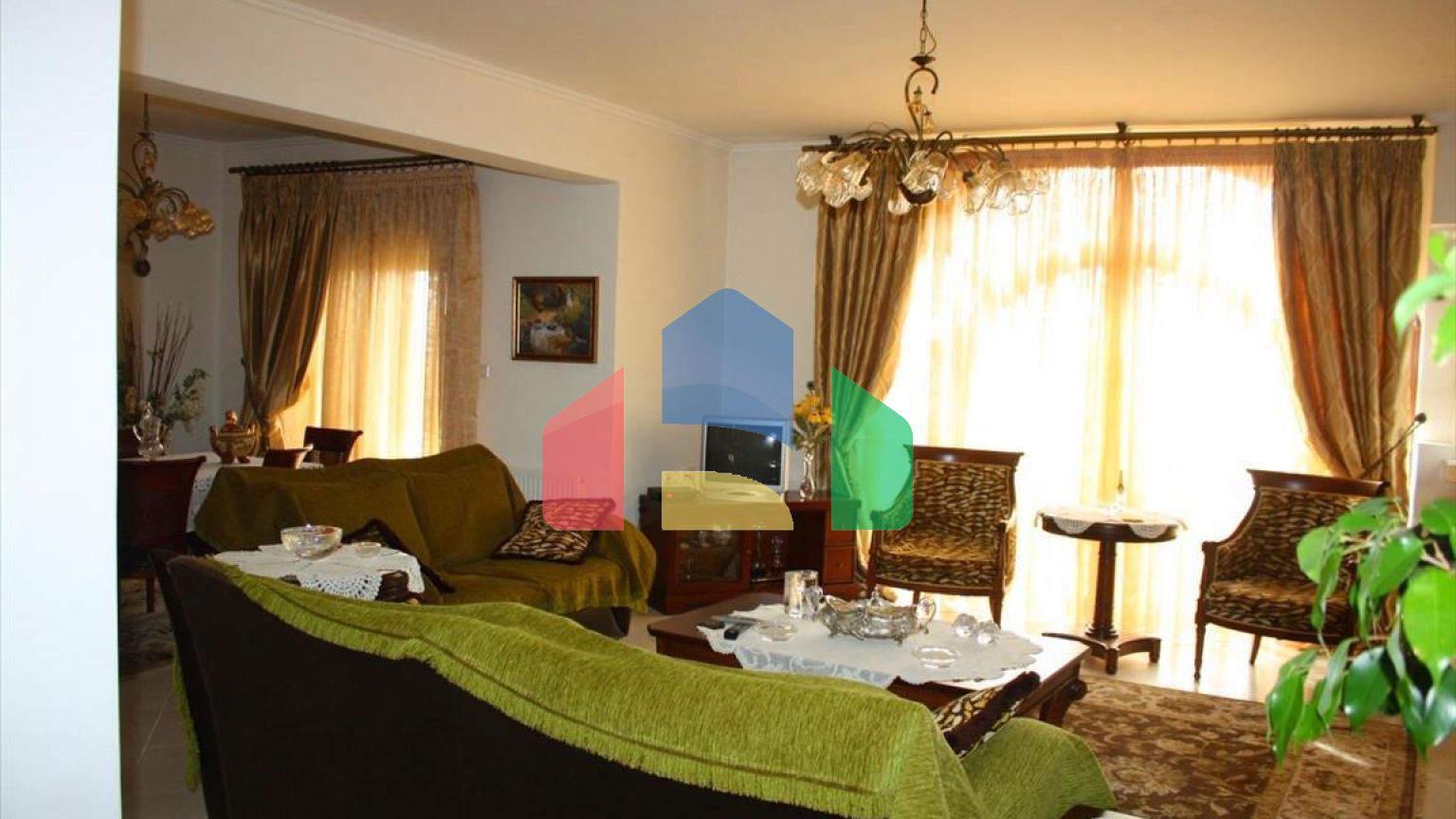 Продаж - Котедж 270 m² в Салоніках