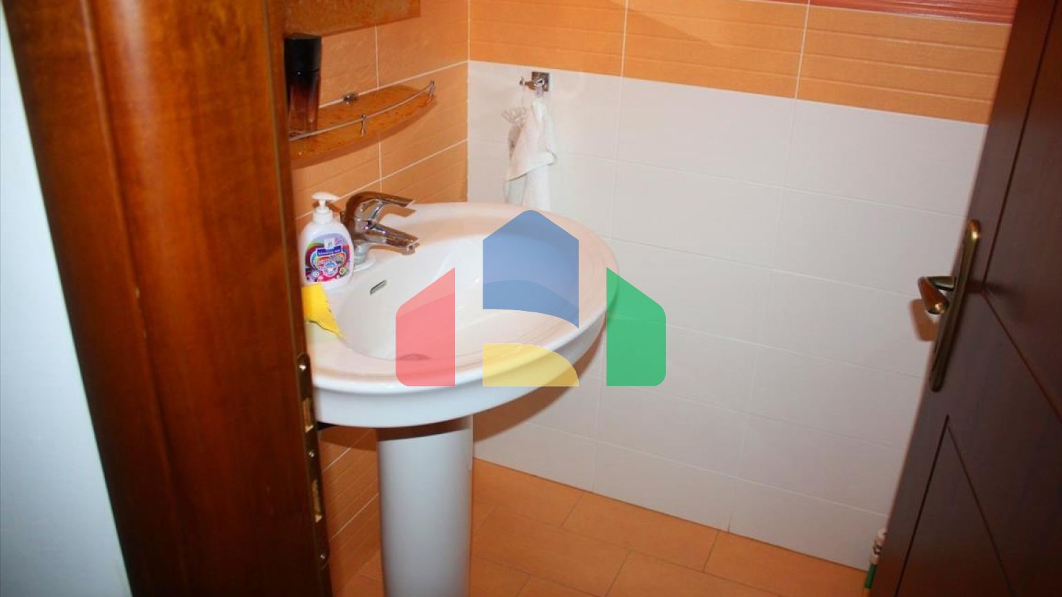 Продаж - Котедж 270 m² в Салоніках