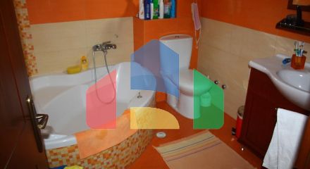 Продаж - Котедж 270 m² в Салоніках