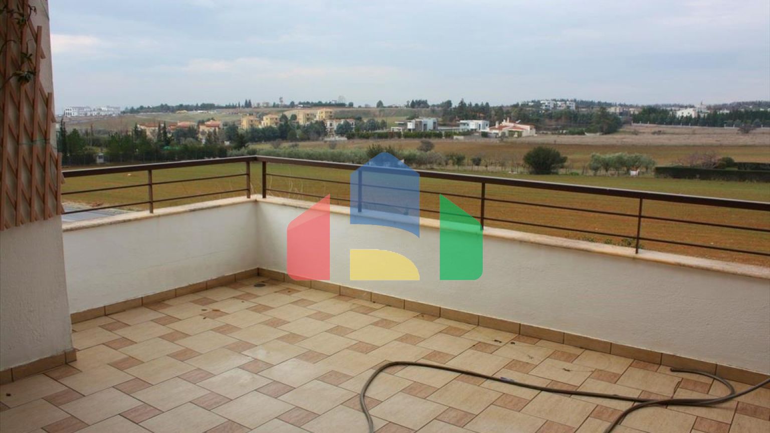 Продаж - Котедж 270 m² в Салоніках