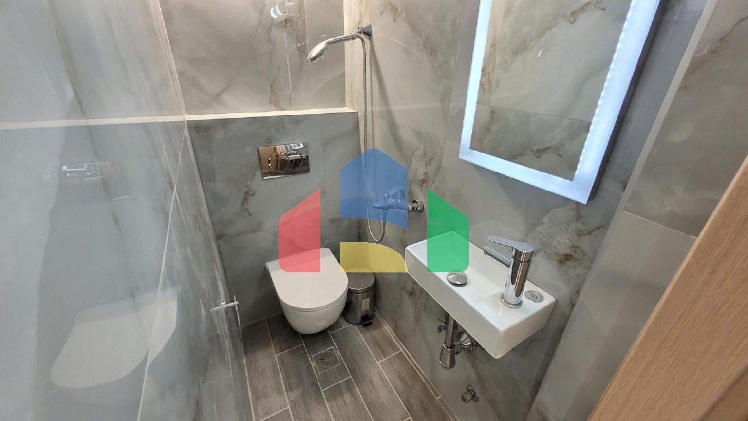 Продаж - Квартира 26 m² в Салоніках