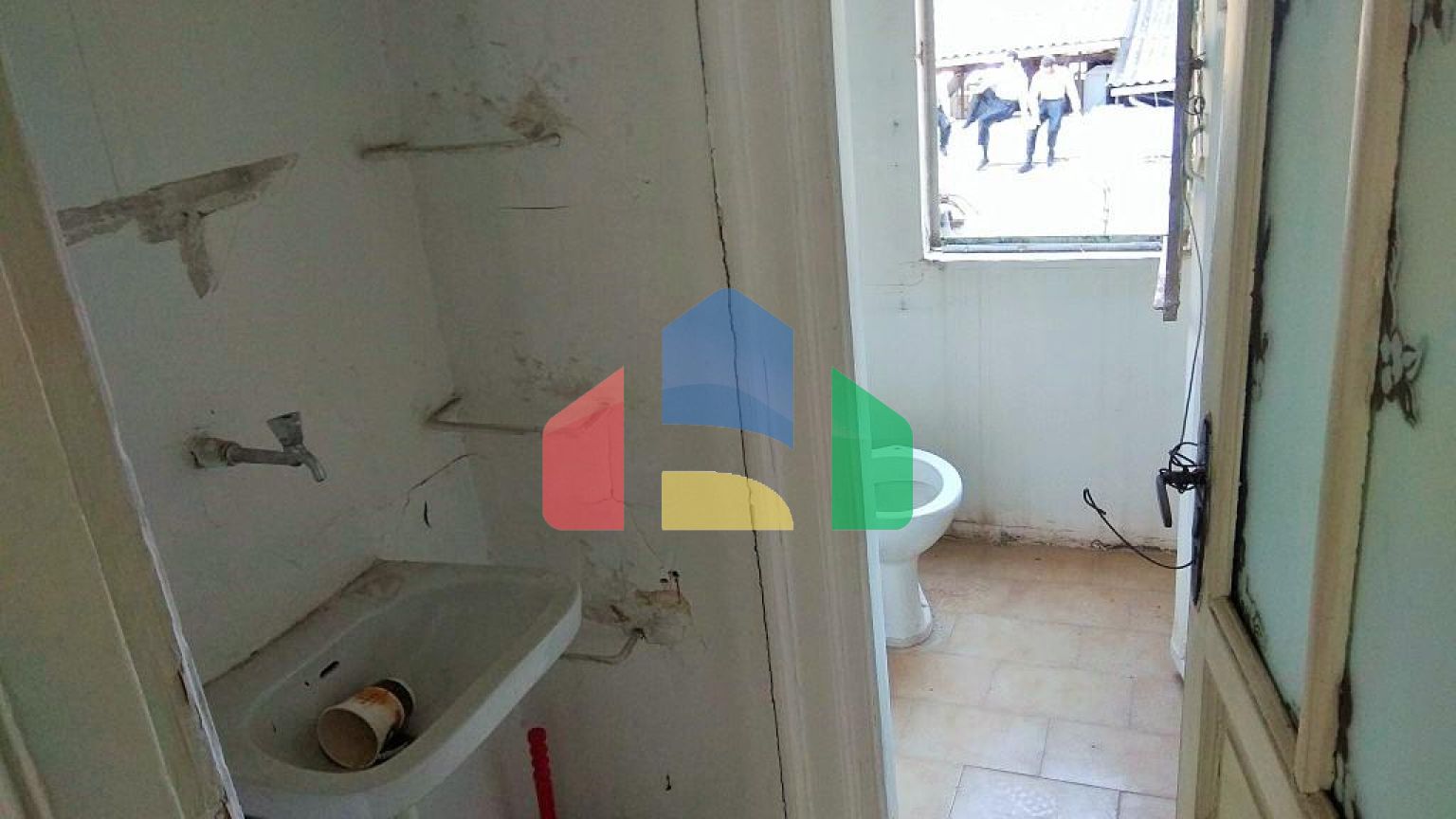 Продажа - Здание 400 m² в Салониках