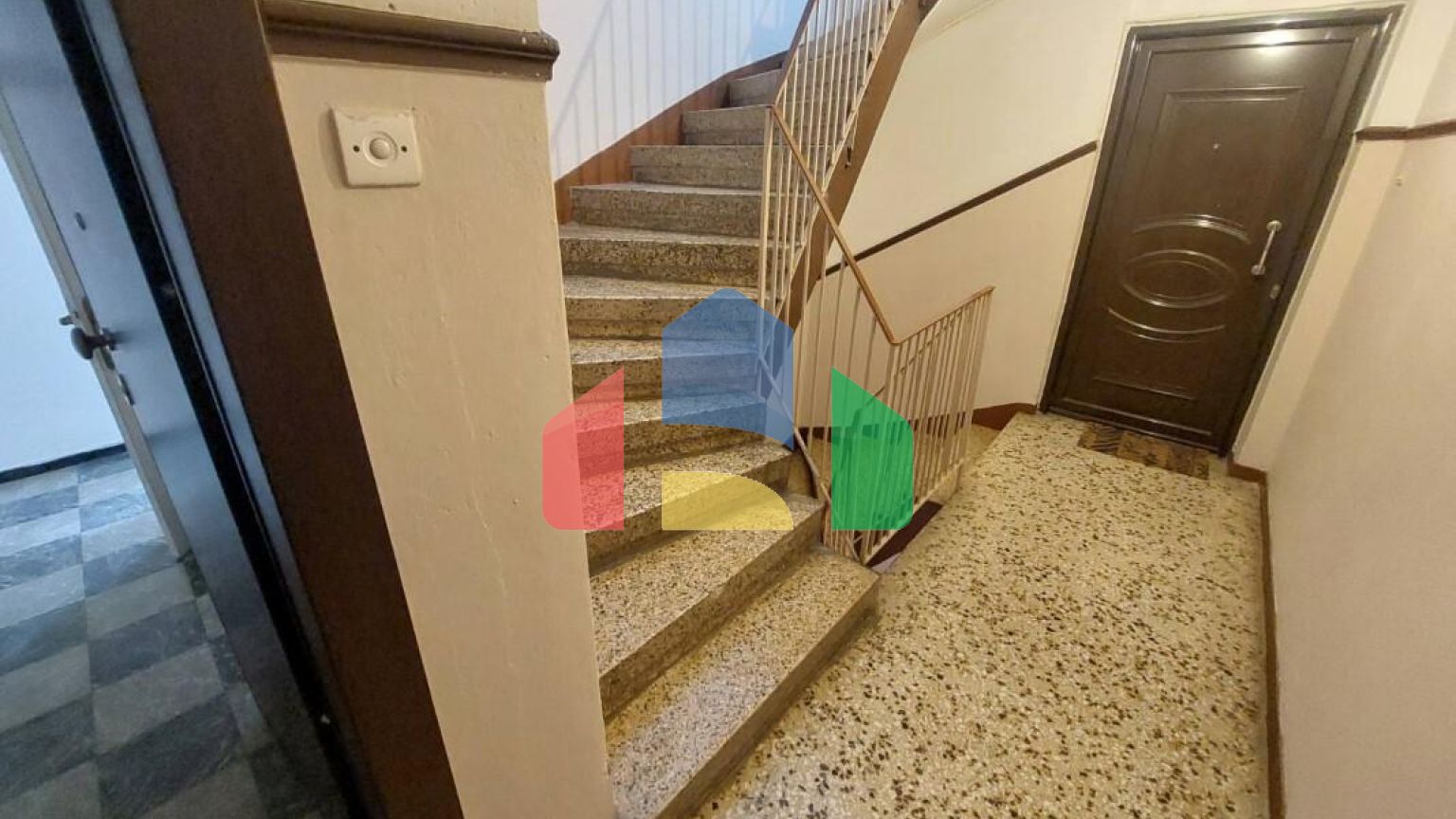 Продаж - Квартира 53 m² в Салоніках