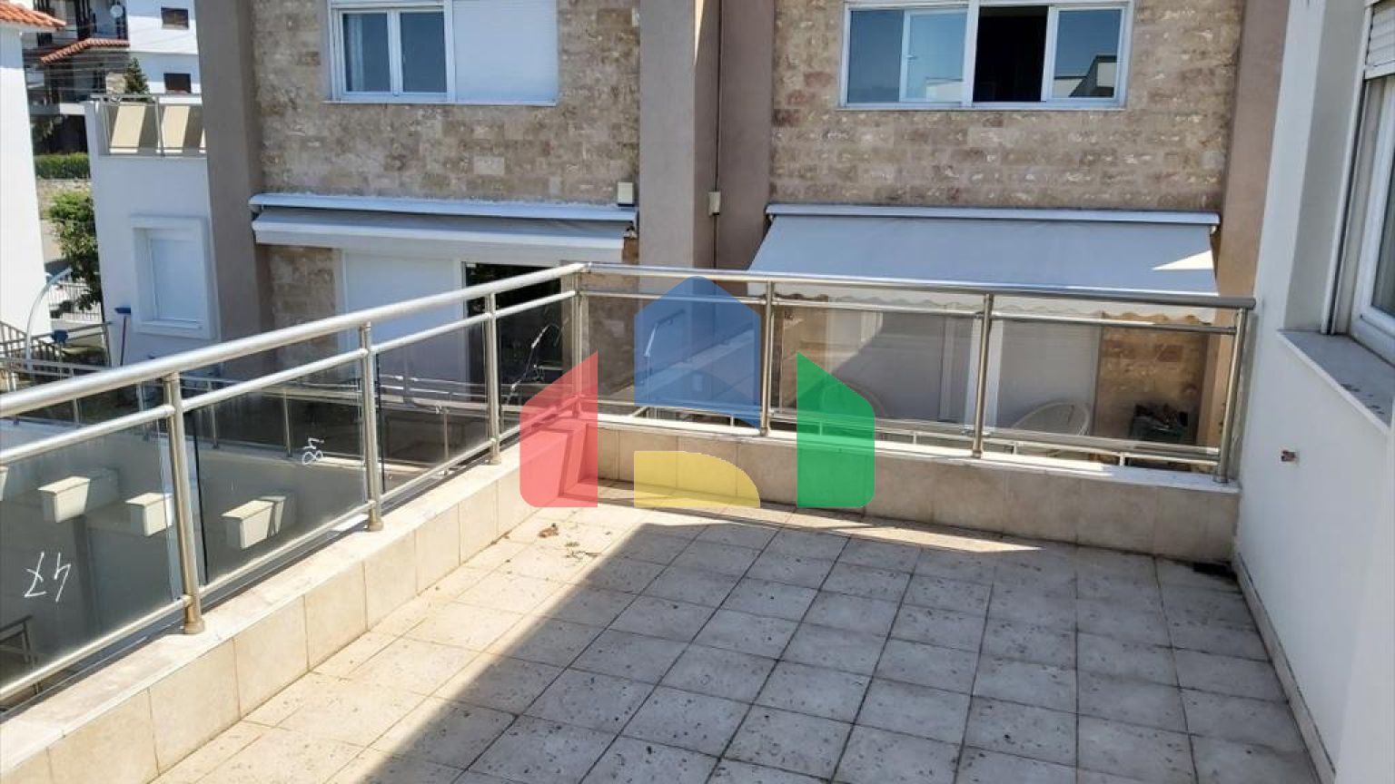 Продаж - Таунхаус 250 m² в Салоніках