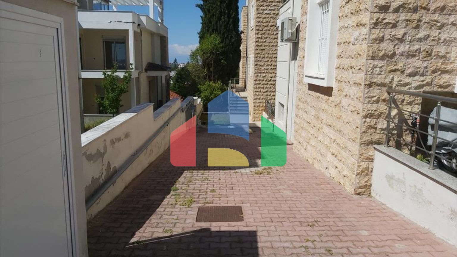 Продаж - Таунхаус 250 m² в Салоніках