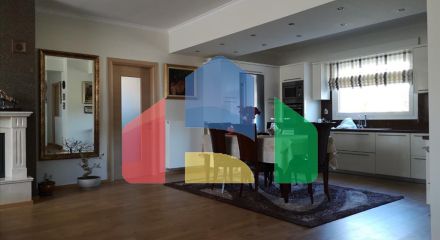 Продаж - Вілла 320 m² в Салоніках