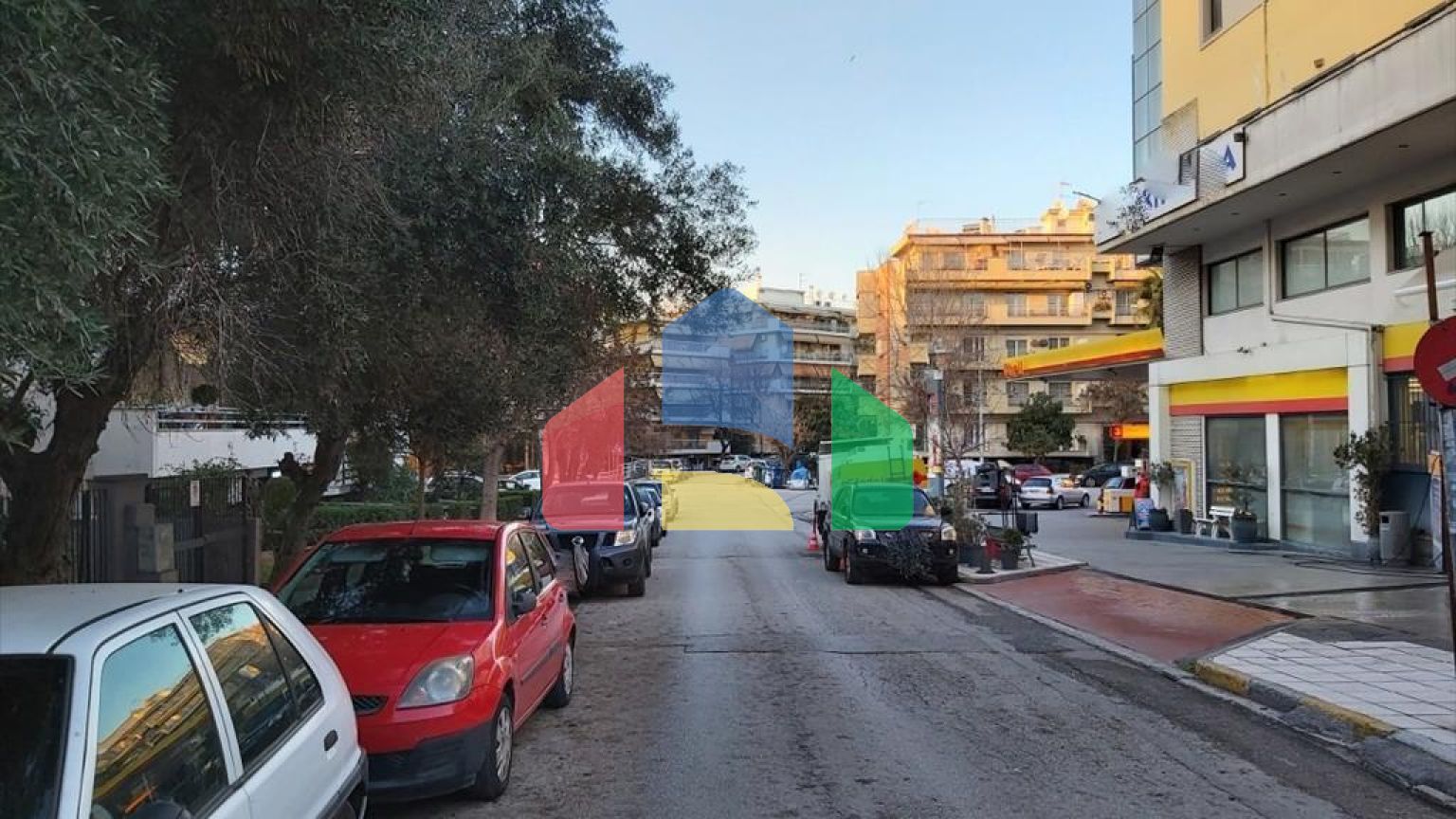 Продаж - Комерційна нерухомість 1080 m² в Салоніках