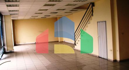 Продаж - Комерційна нерухомість 700 m² в Салоніках