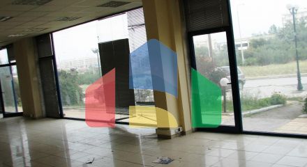 Продаж - Комерційна нерухомість 700 m² в Салоніках