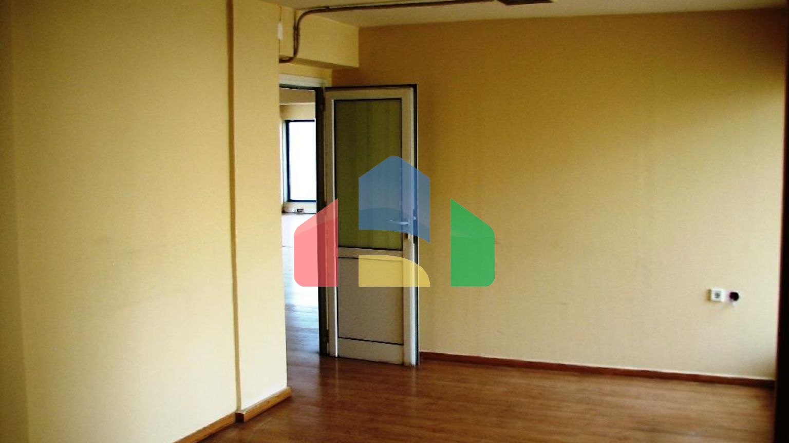 Продажа - Коммерческое помещение 700 m² в Салониках