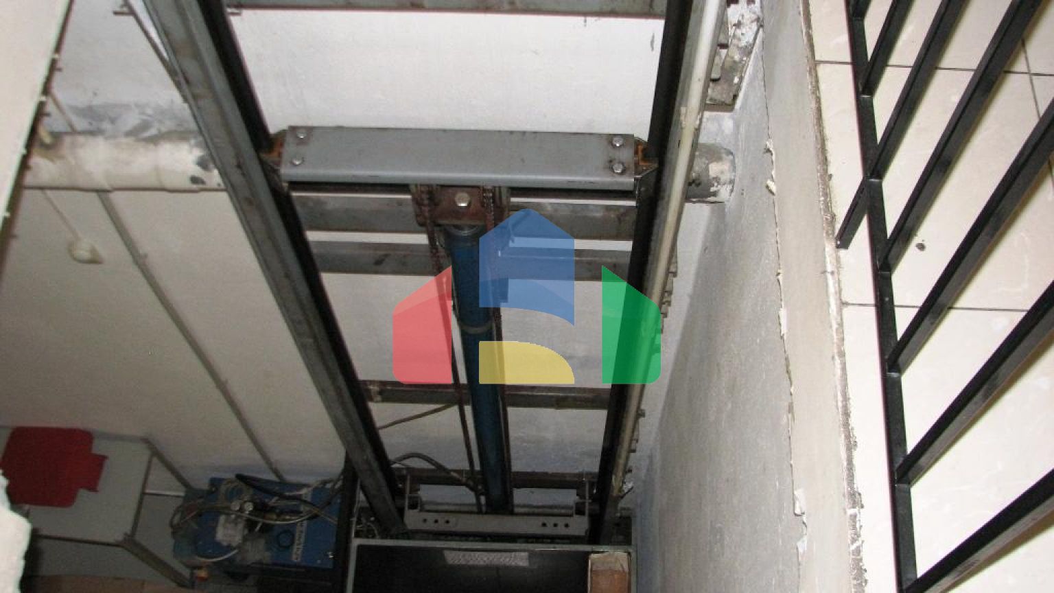 Продажа - Коммерческое помещение 700 m² в Салониках