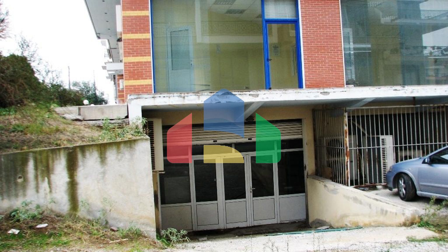 Продажа - Коммерческое помещение 700 m² в Салониках