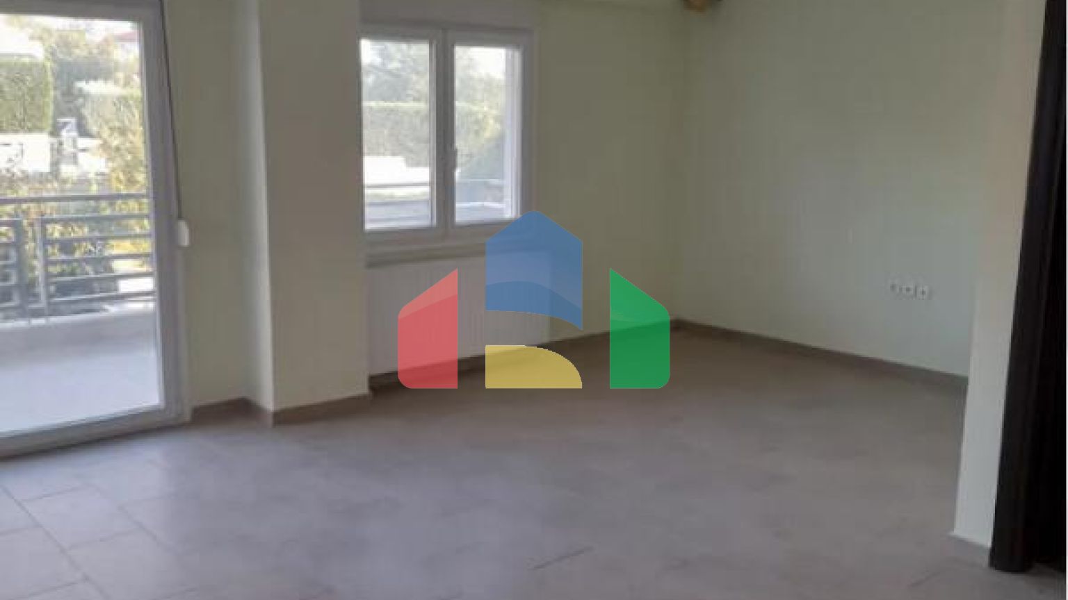 Продаж - Таунхаус 250 m² в Салоніках