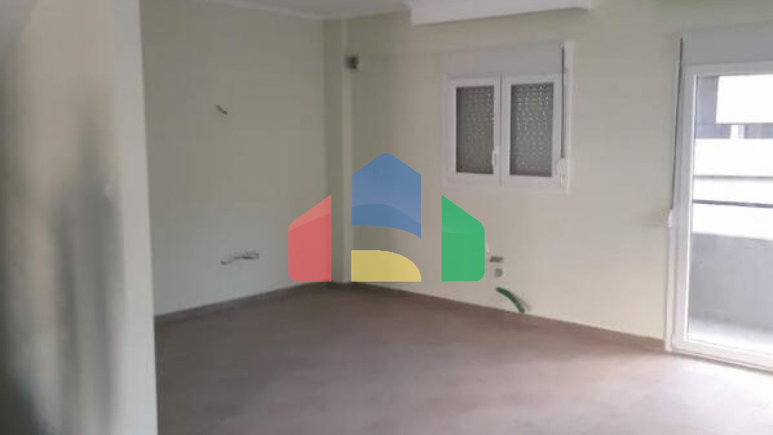 Продаж - Таунхаус 250 m² в Салоніках