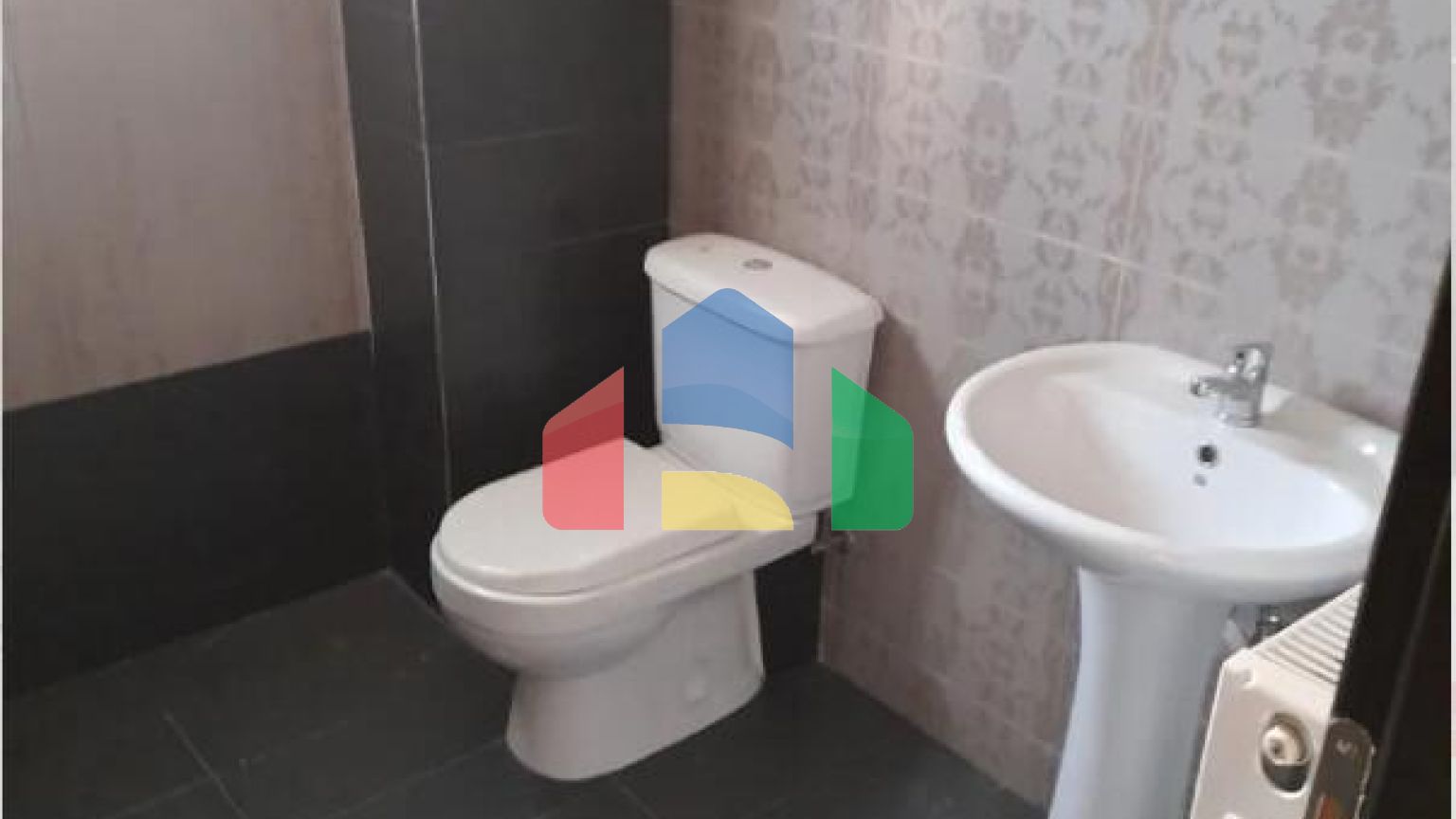 Продаж - Таунхаус 250 m² в Салоніках