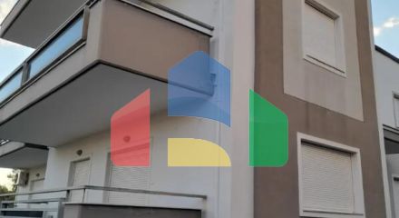 Продаж - Таунхаус 250 m² в Салоніках