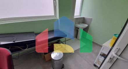 Продаж - Комерційна нерухомість 1000 m² в Салоніках