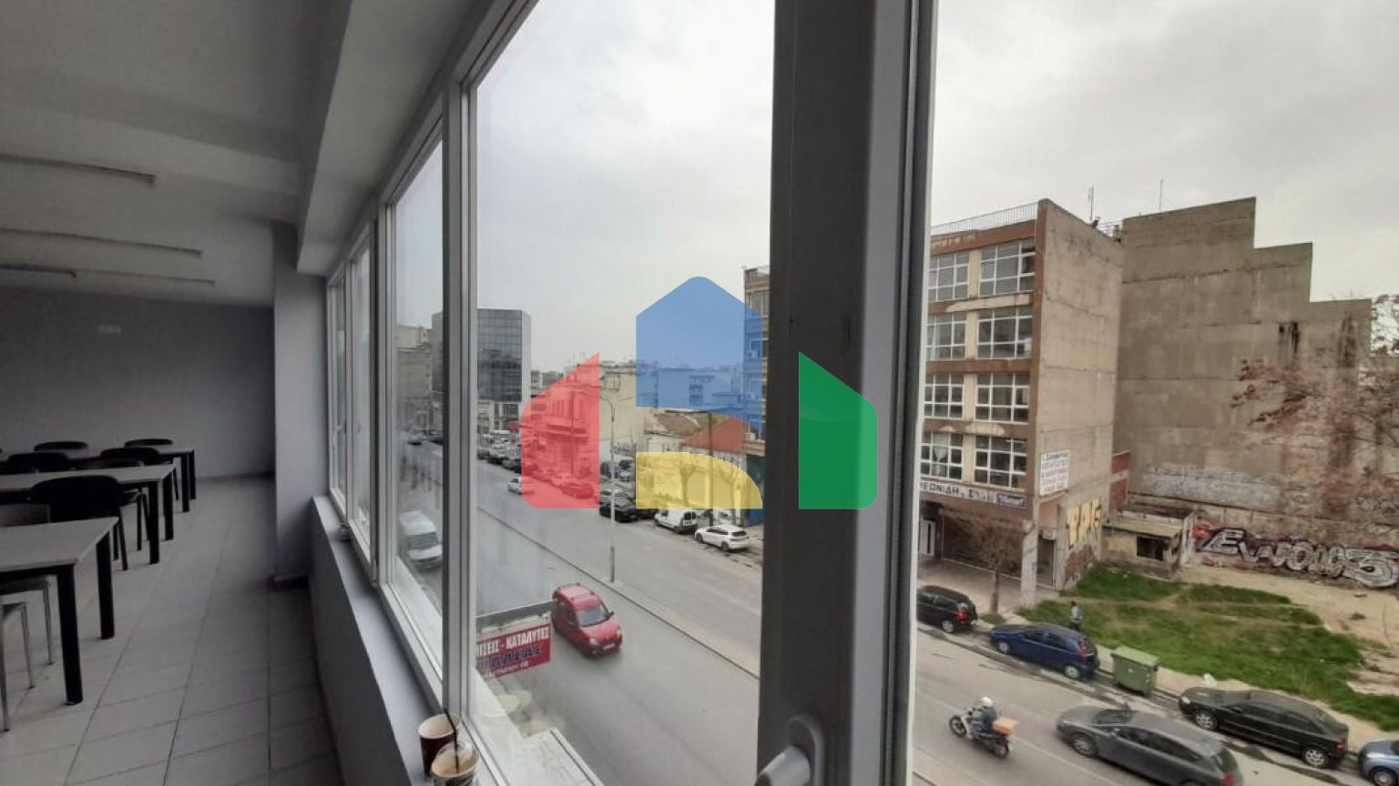 Продажа - Коммерческое помещение 1000 m² в Салониках