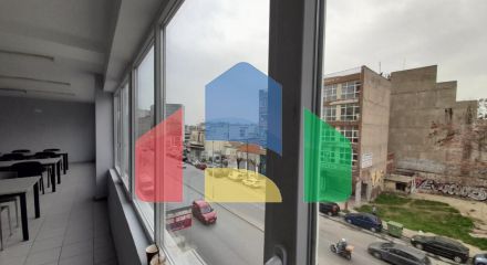 Продажа - Коммерческое помещение 1000 m² в Салониках