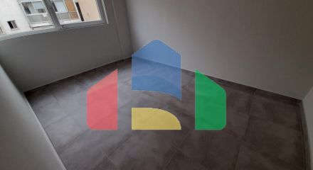 Продажа - Коммерческое помещение 1000 m² в Салониках