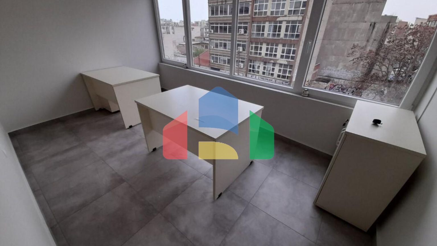 Продажа - Коммерческое помещение 1000 m² в Салониках