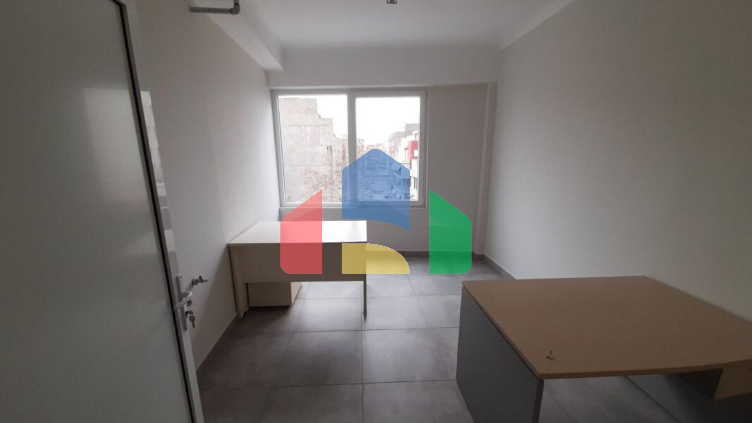 Продажа - Коммерческое помещение 1000 m² в Салониках