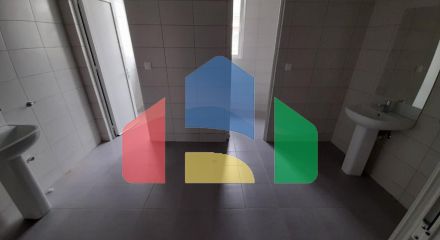 Продажа - Коммерческое помещение 1000 m² в Салониках