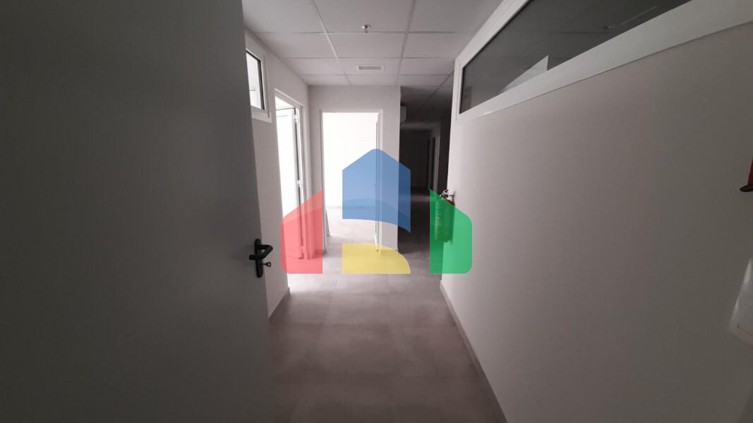 Продажа - Коммерческое помещение 1000 m² в Салониках