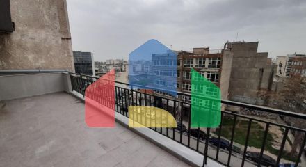 Продажа - Коммерческое помещение 1000 m² в Салониках