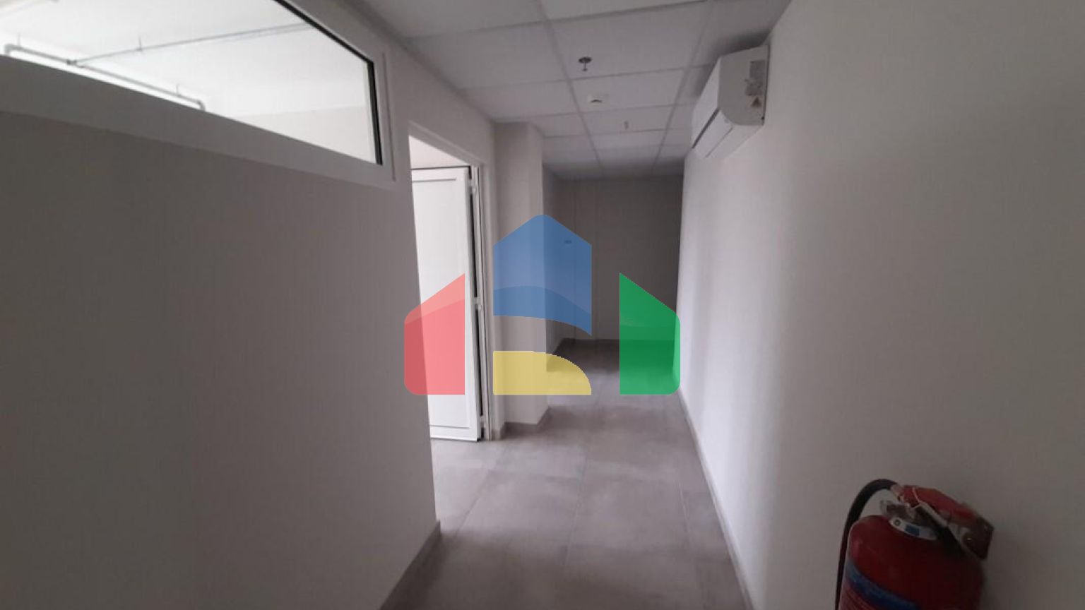 Продажа - Коммерческое помещение 1000 m² в Салониках