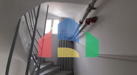 Продажа - Коммерческое помещение 1000 m² в Салониках