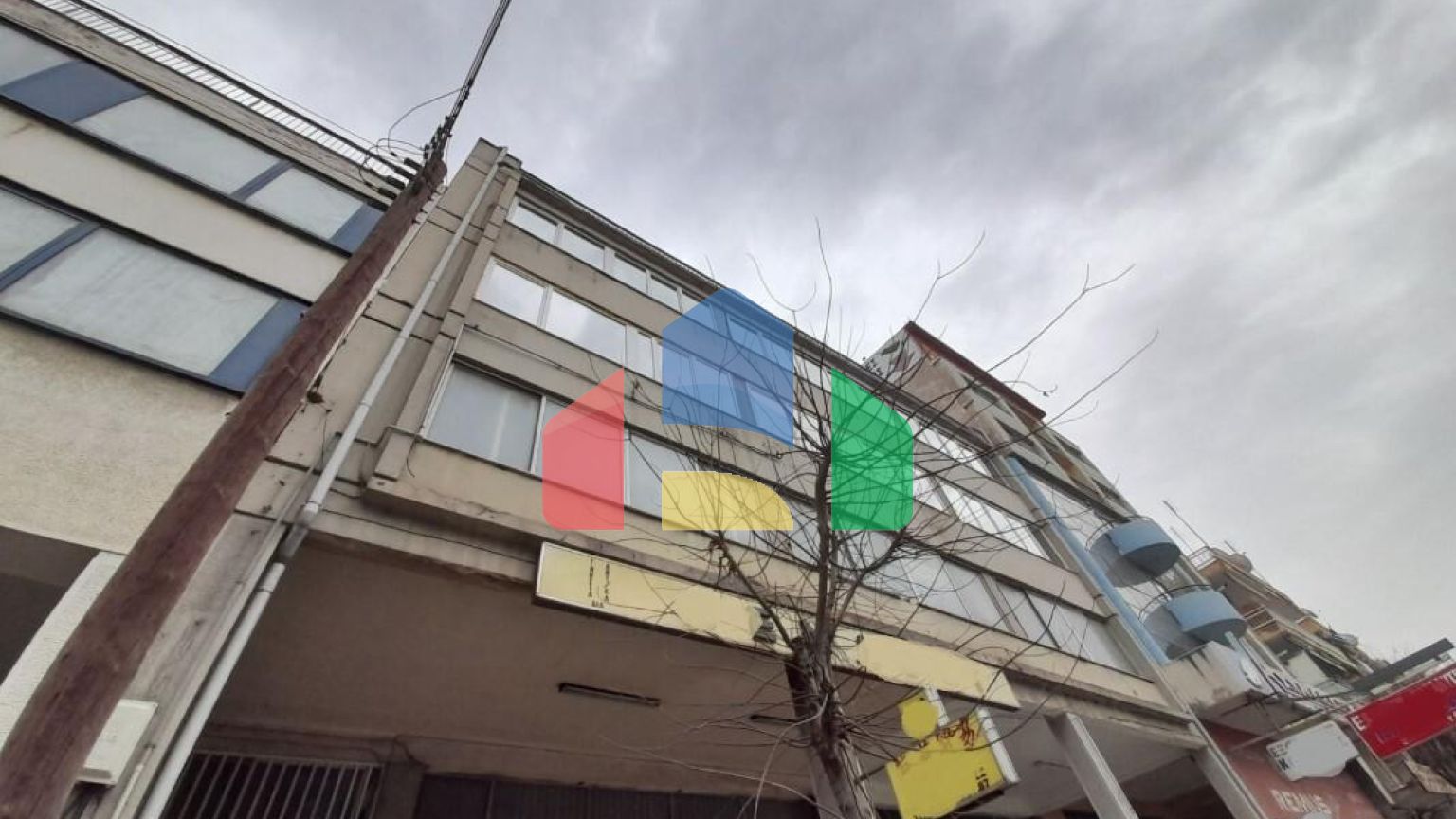 Продажа - Коммерческое помещение 1000 m² в Салониках