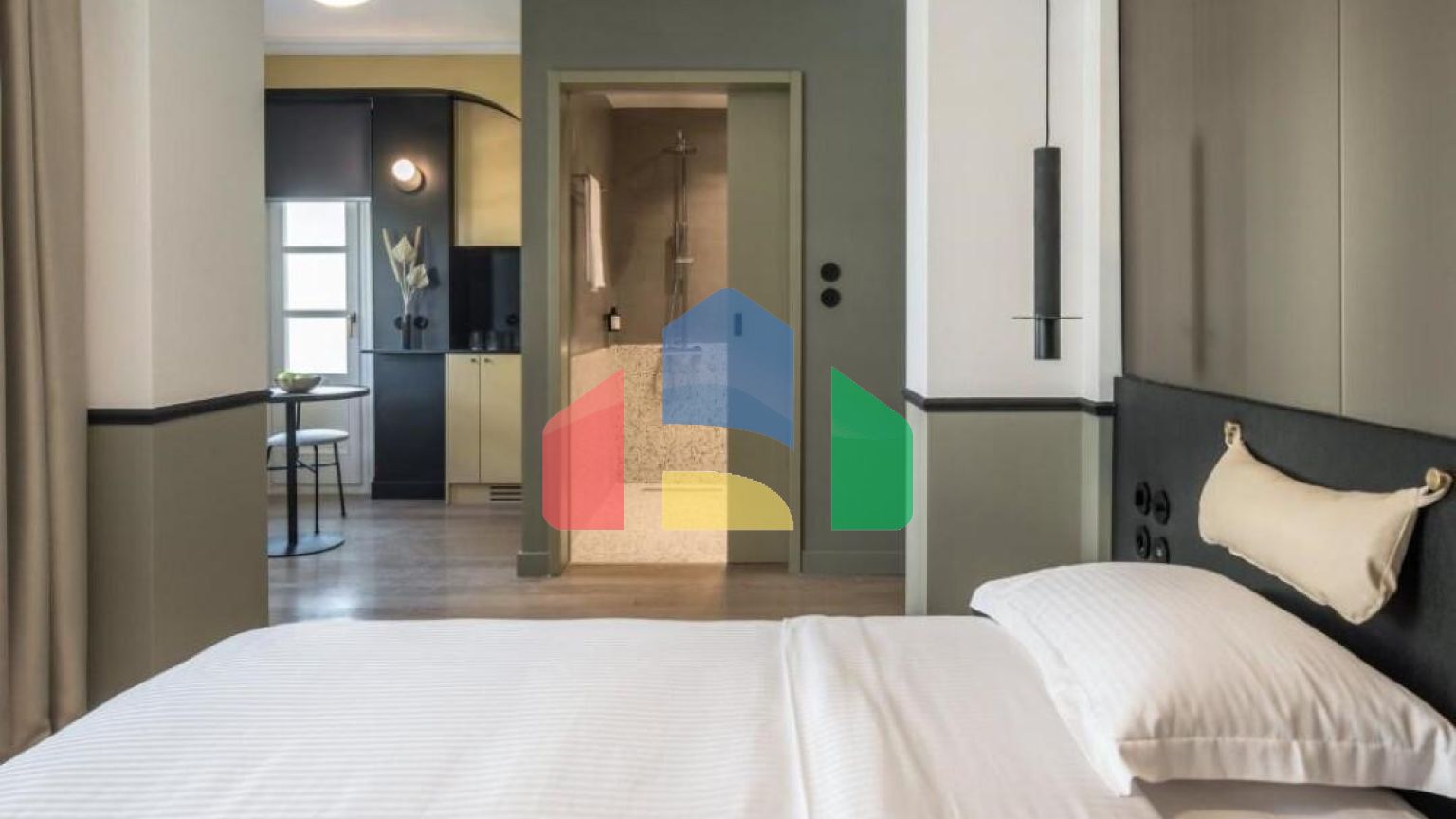 Продаж - Готель 638 m² в Салоніках