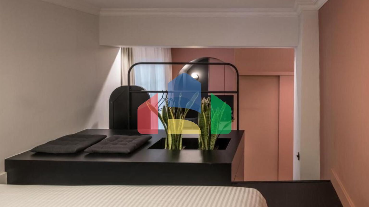 Продаж - Готель 638 m² в Салоніках