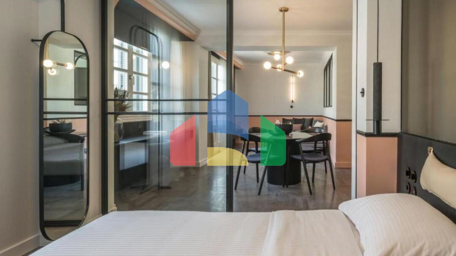 Продаж - Готель 638 m² в Салоніках