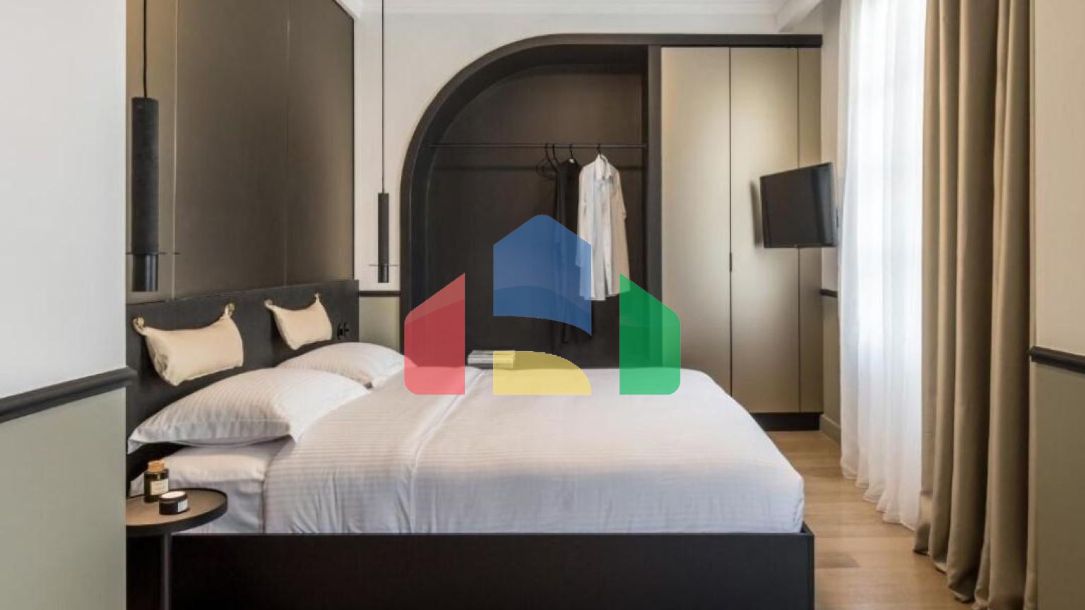 Продаж - Готель 638 m² в Салоніках