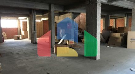 Продаж - Будівля 1140 m² в Салоніках