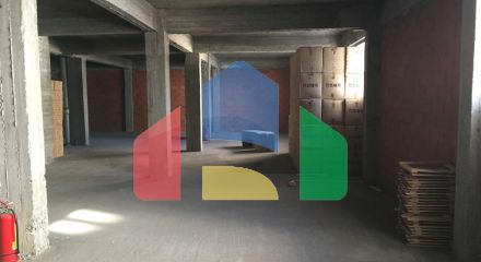 Продаж - Будівля 1140 m² в Салоніках