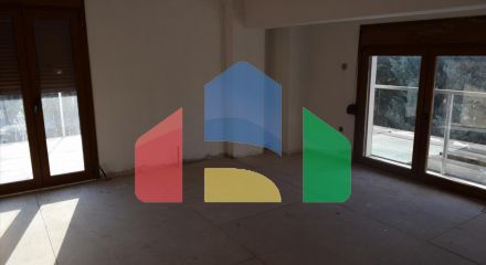 Продаж - Котедж 266 m² в Салоніках