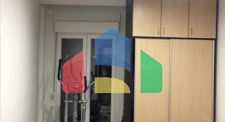 Продаж - Комерційна нерухомість 100 m² в Салоніках