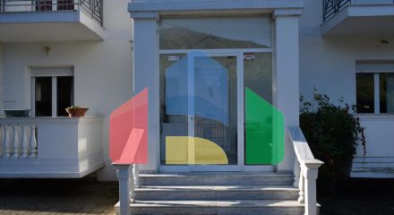 Продаж - Котедж 300 m² в Салоніках