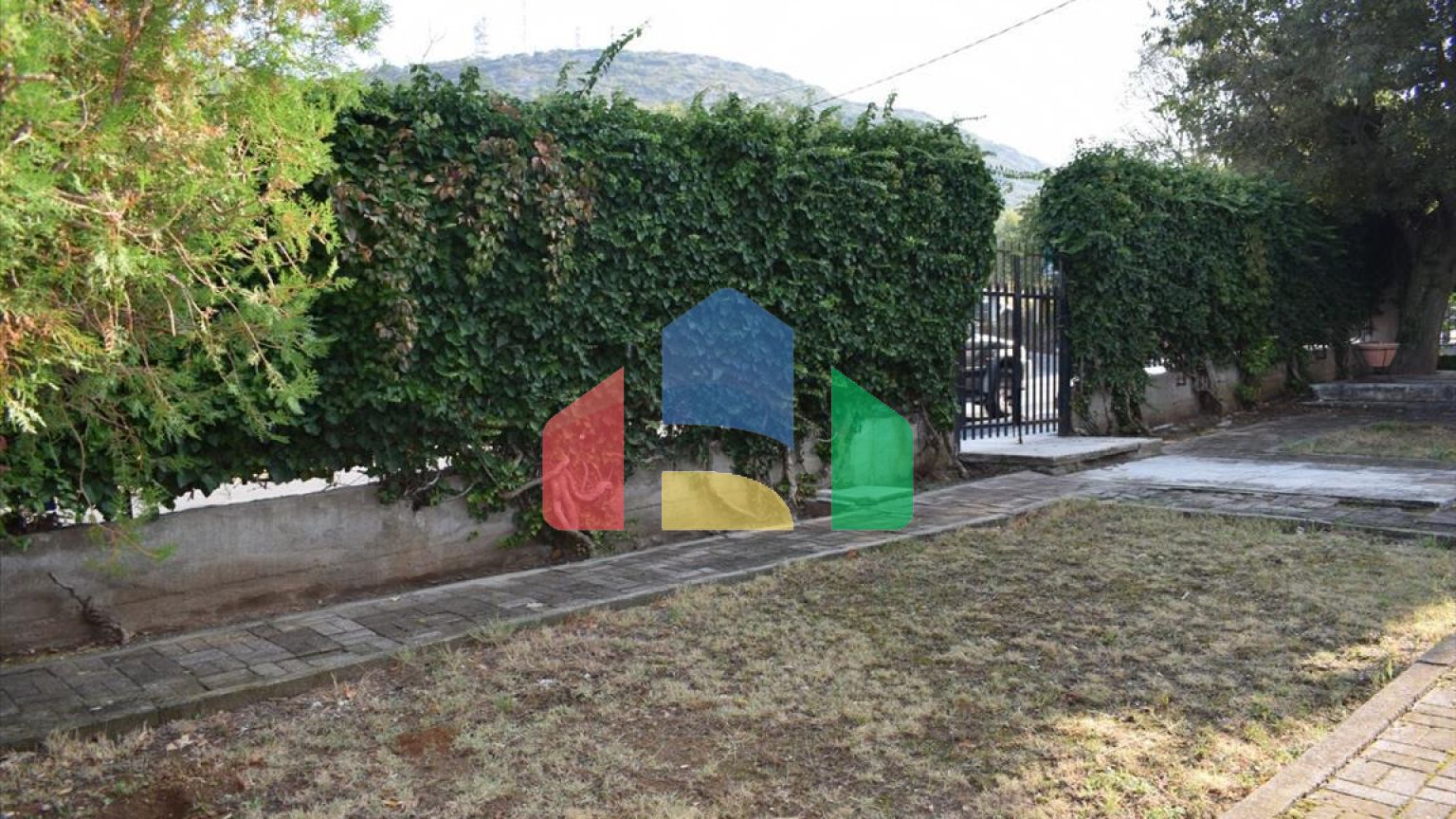 Продаж - Котедж 300 m² в Салоніках