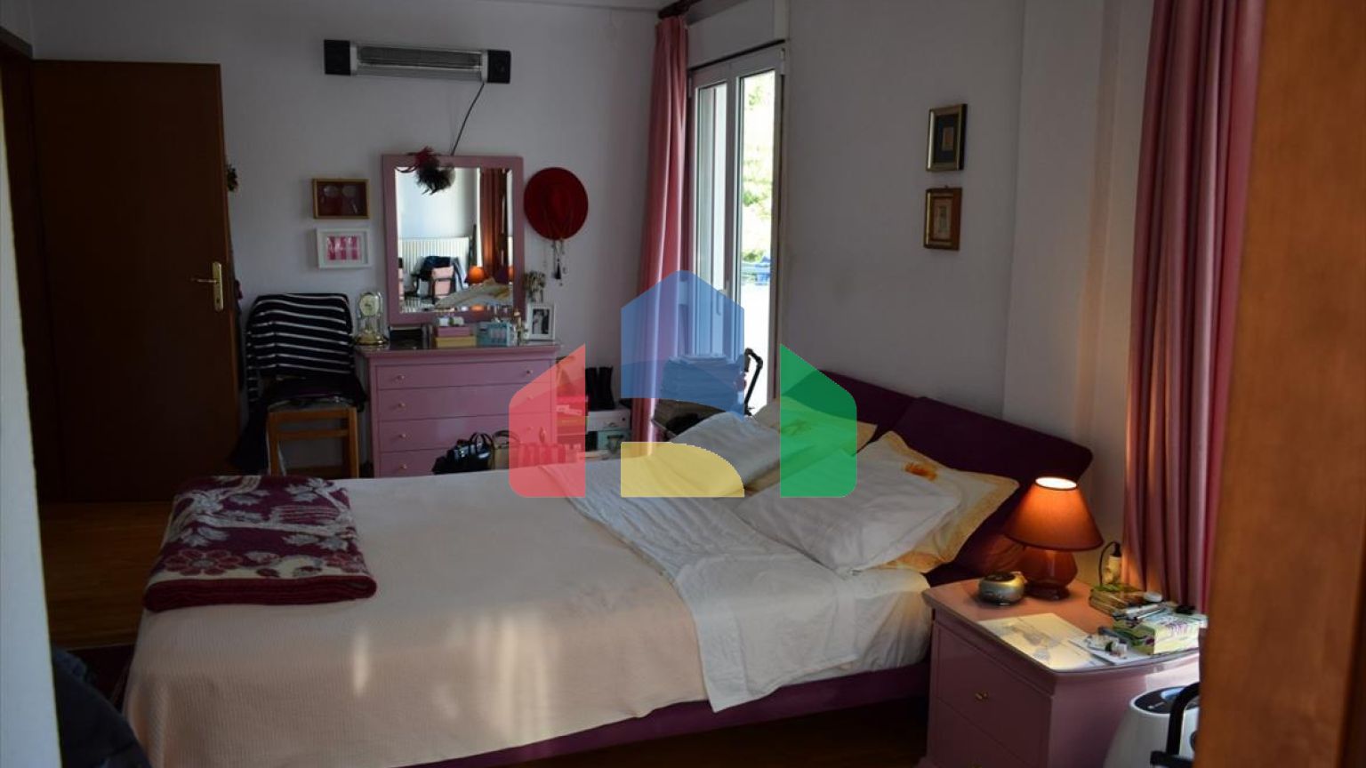 Продаж - Котедж 300 m² в Салоніках