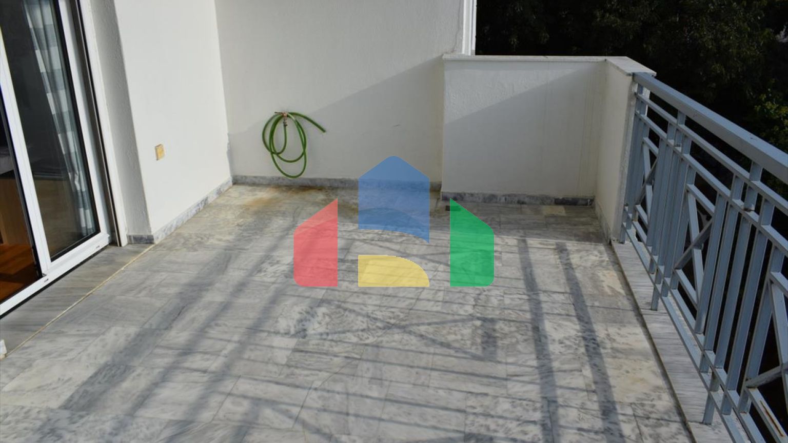 Продаж - Котедж 300 m² в Салоніках