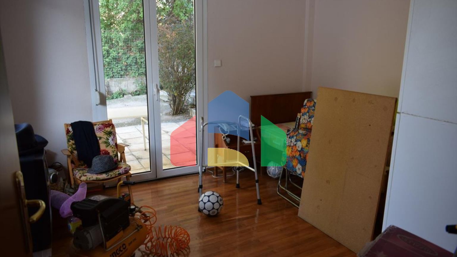 Продаж - Котедж 300 m² в Салоніках