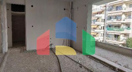 Продажа - Здание 242 m² в Салониках